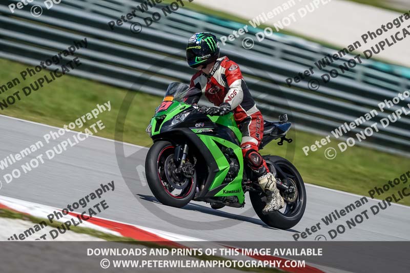 Sepang;event digital images;motorbikes;no limits;peter wileman photography;trackday;trackday digital images